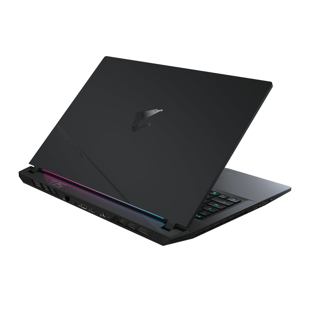 Gigabyte Aorus 17 (2025)