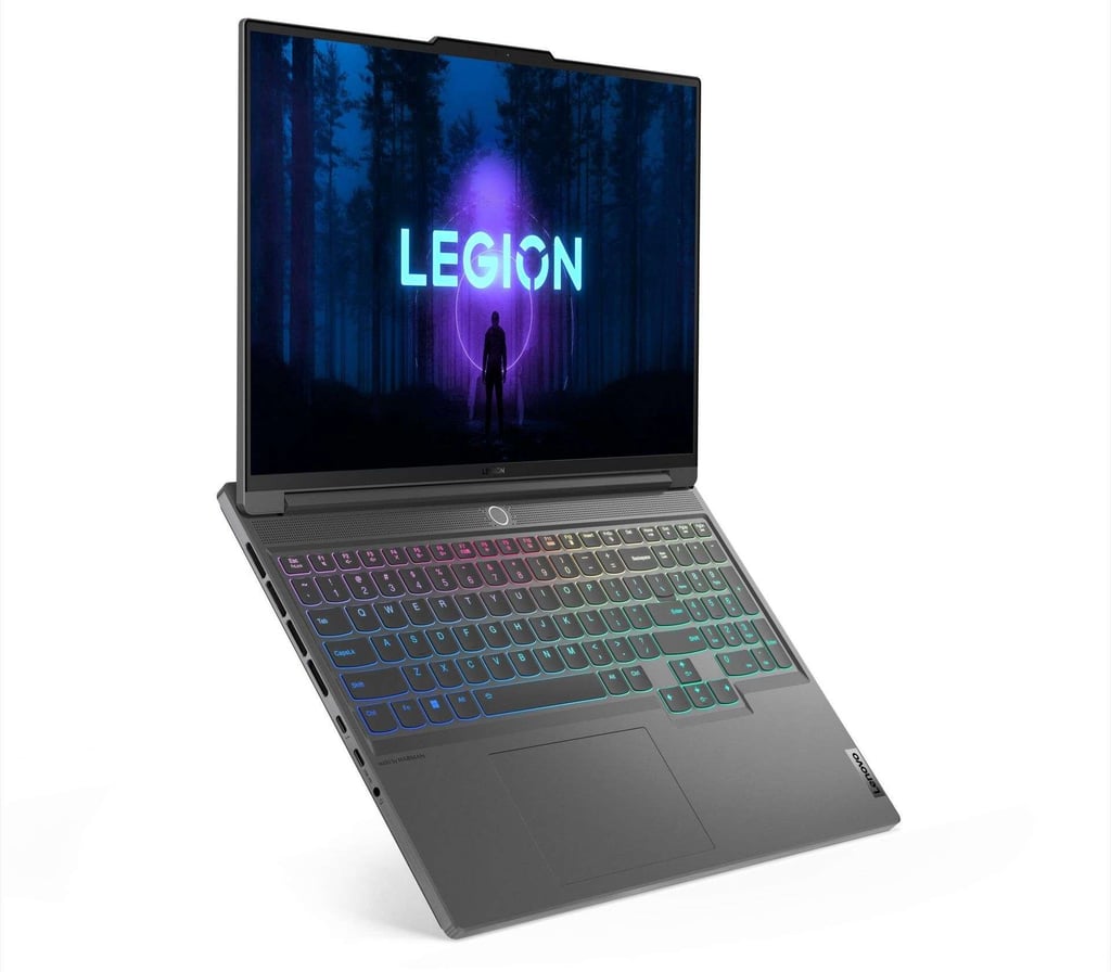Lenovo Legion Slim 7 (2025)